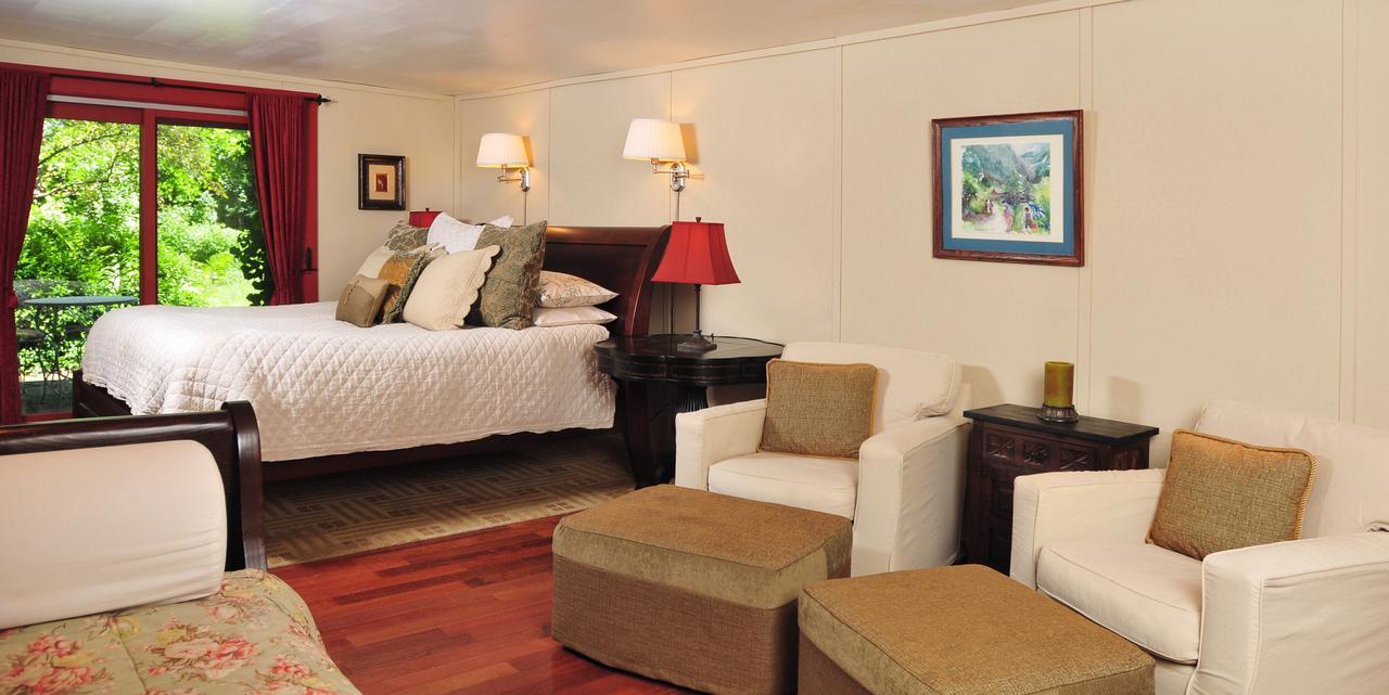 كاناندياجو 1795 Acorn Inn Bed And Breakfast المظهر الخارجي الصورة